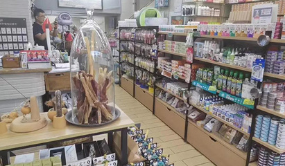 疫情下的“寵物經(jīng)濟學” 歐美寵物用品為何被瘋搶，玩具銷售為何異軍突起？